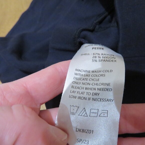 QUINCE Ultra-Stretch Ponte Straight Leg Pants in Navy Blue Office Minimalist M - Picture 15 of 15